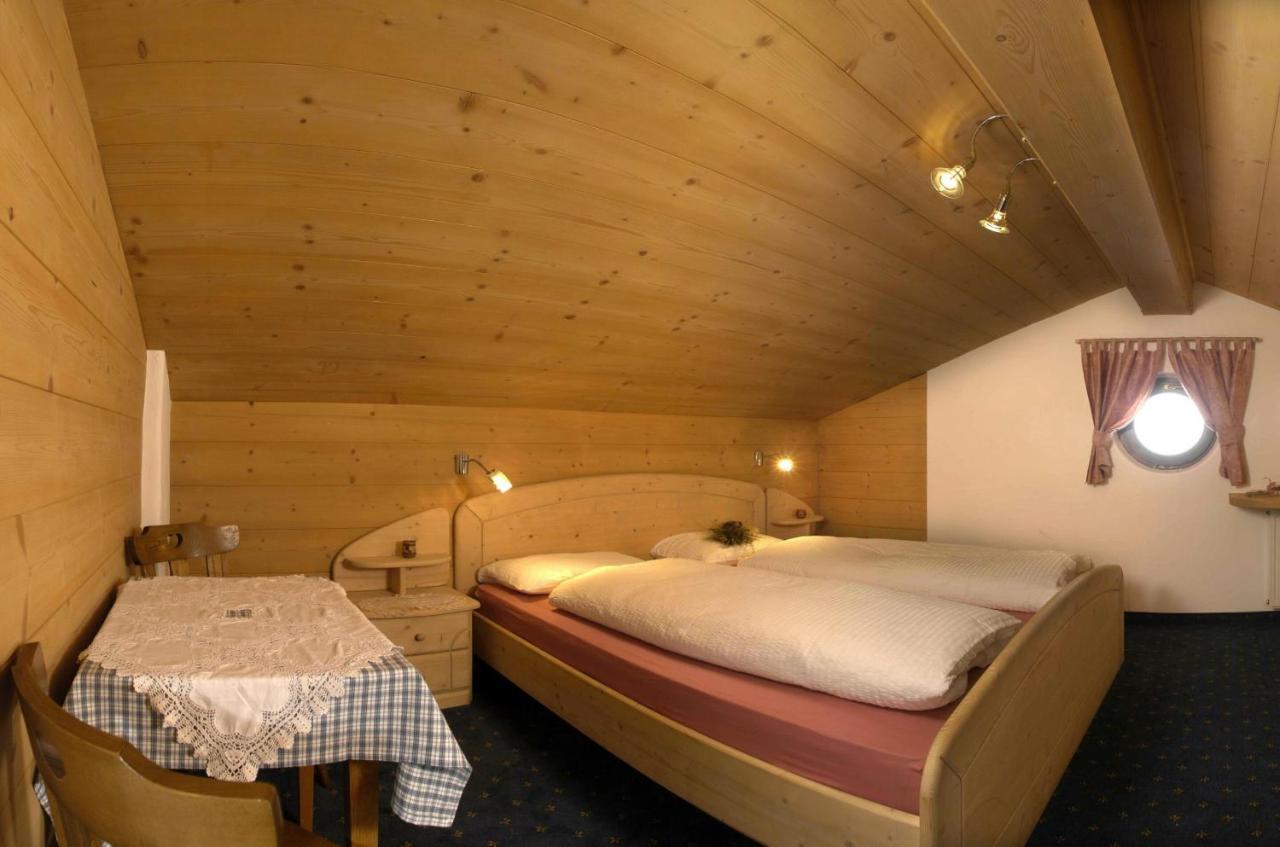 Agriturismo Apartments Tuene Ortisei Extérieur photo