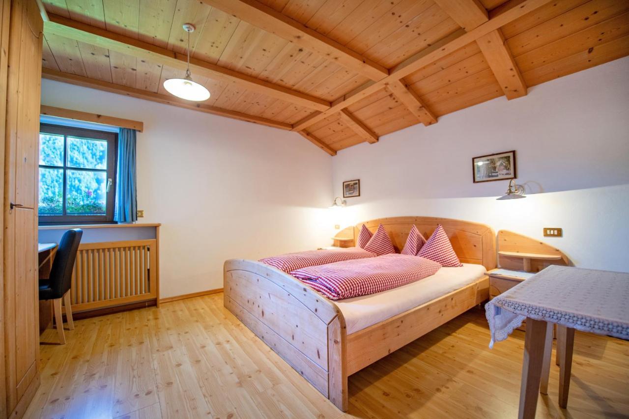 Agriturismo Apartments Tuene Ortisei Extérieur photo