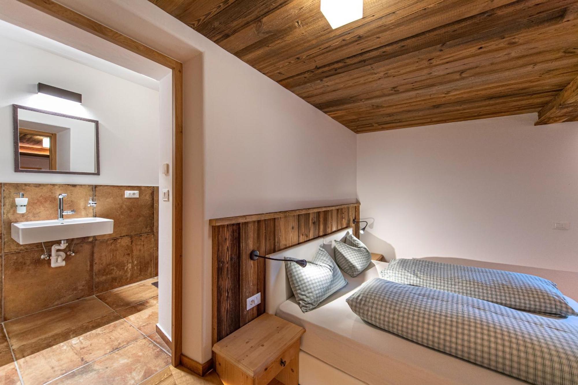 Agriturismo Apartments Tuene Ortisei Extérieur photo