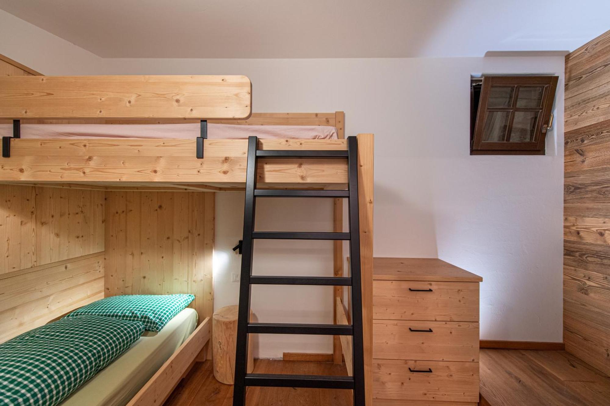Agriturismo Apartments Tuene Ortisei Extérieur photo