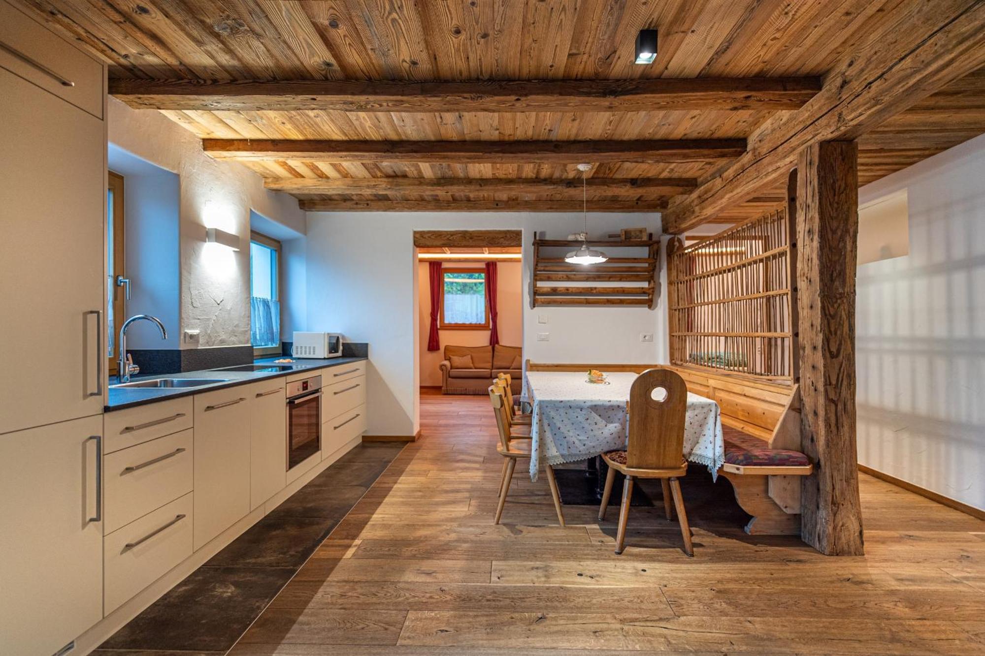 Agriturismo Apartments Tuene Ortisei Extérieur photo